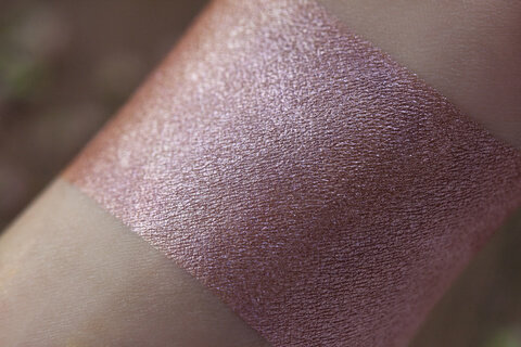 Тени для век Tammy Tanuka "Молчаливая" - серия Лунные Эльфы, 1 мл Тени для век Tammy Tanuka "Молчаливая" - серия Лунные Эльфы, 1 мл