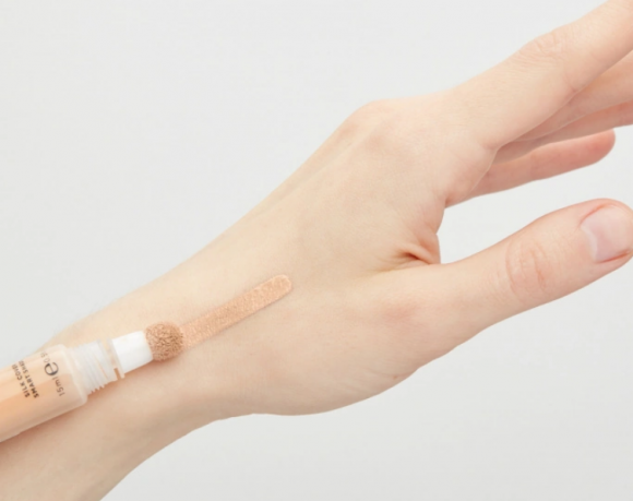 [Истекающий срок годности] Консилер Lamel Professional - Smart Skin Brightening Concealer, тон 401 Light Beige