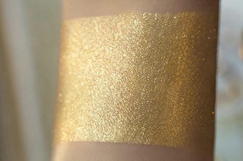 Тени для век Tammy Tanuka "Купающаяся в Роскоши" - коллекция Кочевницы Пустыни, 1 мл Тени для век Tammy Tanuka "Купающаяся в Роскоши" - коллекция Кочевницы Пустыни, 1 мл