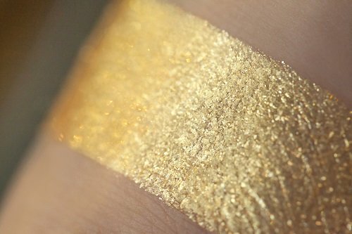 Тени для век Tammy Tanuka "Купающаяся в Роскоши" - коллекция Кочевницы Пустыни, 1 мл Тени для век Tammy Tanuka "Купающаяся в Роскоши" - коллекция Кочевницы Пустыни, 1 мл