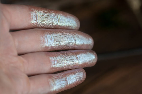 Тени для век Tammy Tanuka "Источник Света" - локация Горная Деревушка, 1 мл