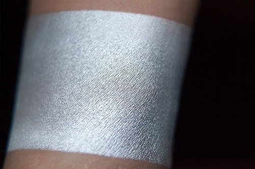 Тени для век Tammy Tanuka "Не Боящаяся Серебра" - коллекция Нежить, 1 мл Тени для век Tammy Tanuka "Не Боящаяся Серебра" - коллекция Нежить, 1 мл