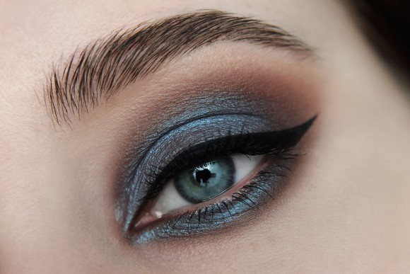 Тени для век Tammy Tanuka "Воскрешающая" - коллекция Нежить, 1 мл