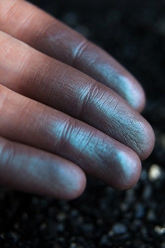 Тени для век Tammy Tanuka "Воскрешающая" - коллекция Нежить, 1 мл