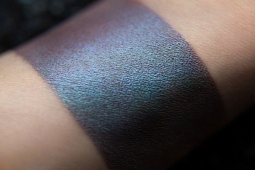 Тени для век Tammy Tanuka "Воскрешающая" - коллекция Нежить, 1 мл