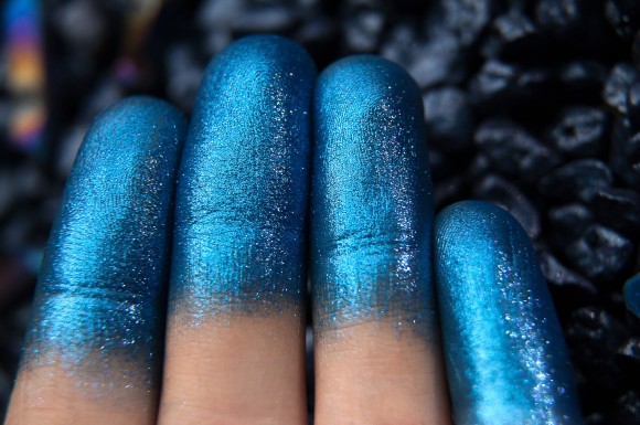 Тени для век Tammy Tanuka "Сияющая Всадница Ночи" - коллекция Нежить, 1 мл Тени для век Tammy Tanuka "Сияющая Всадница Ночи" - коллекция Нежить, 1 мл