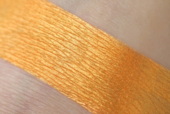 Тени для век Tammy Tanuka "Мандаринка" - локация Беспокойное Море, 1 мл Тени для век Tammy Tanuka "Мандаринка" - локация Беспокойное Море, 1 мл