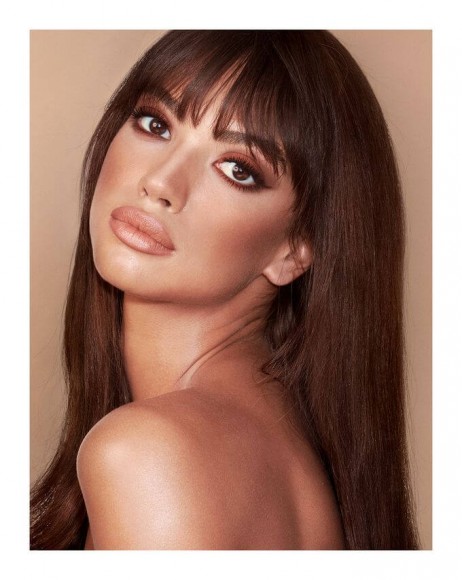 Палетка теней Charlotte Tilbury - Luxury Palette of Mattes - Desert Haze