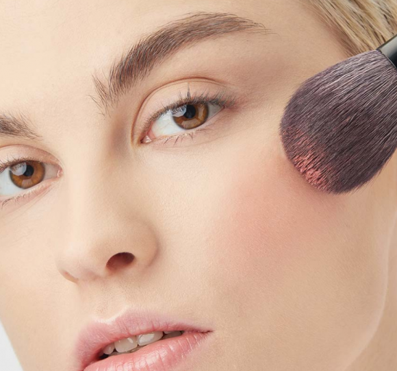 Румяна-суфле Lamel Professional - Moonrise Souffle Blush, тон 402 Ариель Румяна-суфле Lamel Professional - Moonrise Souffle Blush, тон 402 Ариель