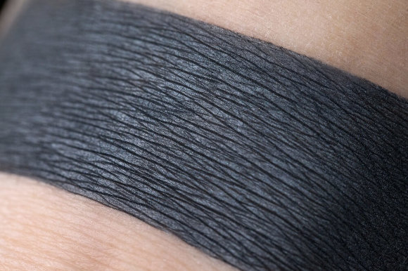 Тени для век Tammy Tanuka "Злодейка" - локация Туманные Земли, 1 мл Тени для век Tammy Tanuka "Злодейка" - локация Туманные Земли, 1 мл