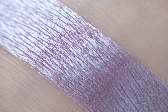 Тени для век Tammy Tanuka "Обладательница Точеного Стана" - локация Лунное Плато, 1 мл