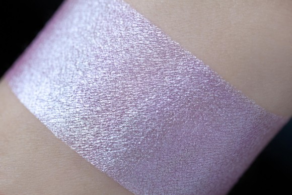 Тени для век Tammy Tanuka "Обладательница Точеного Стана" - локация Лунное Плато, 1 мл