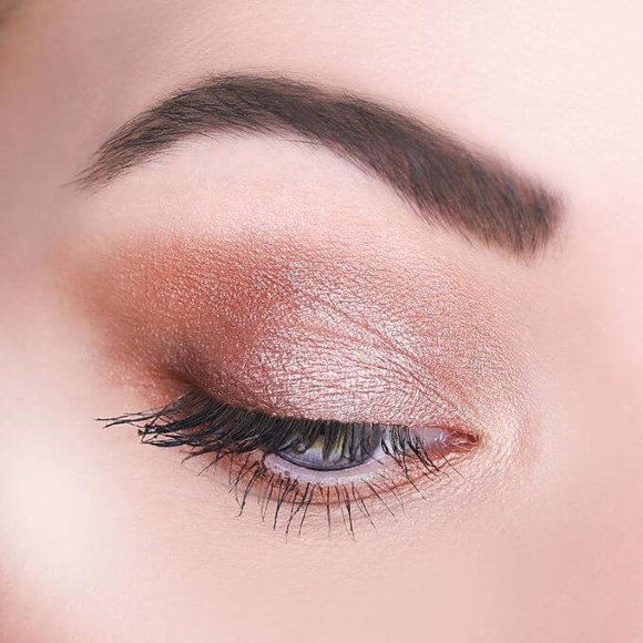 Палетка теней Tarte - Tartelette flirt eyeshadow palette