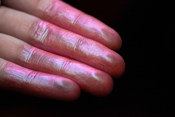 Тени для век Tammy Tanuka "Мармеладный Бунтарь" - локация Цветущие Земли, 0.5 мл