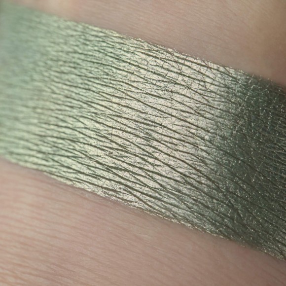 Тени для век Tammy Tanuka "Смущающая Лесорубов" - локация Горная Деревушка, 1 мл Тени для век Tammy Tanuka "Смущающая Лесорубов" - локация Горная Деревушка, 1 мл