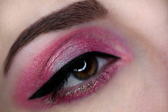 Тени для век Tammy Tanuka "Пленница Розовой Лозы" - локация Цветущие Земли, 0.5 мл