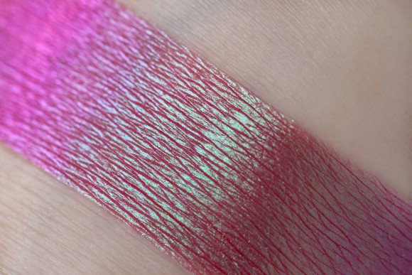 Тени для век Tammy Tanuka "Пленница Розовой Лозы" - локация Цветущие Земли, 0.5 мл