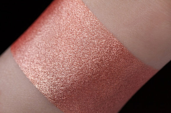 Тени для век Tammy Tanuka "Кудряшка" - локация Лунное Плато, 1 мл Тени для век Tammy Tanuka "Кудряшка" - локация Лунное Плато, 1 мл