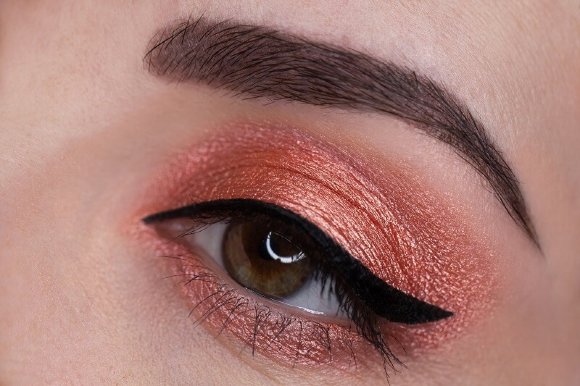 Тени для век Tammy Tanuka "Кудряшка" - локация Лунное Плато, 1 мл Тени для век Tammy Tanuka "Кудряшка" - локация Лунное Плато, 1 мл