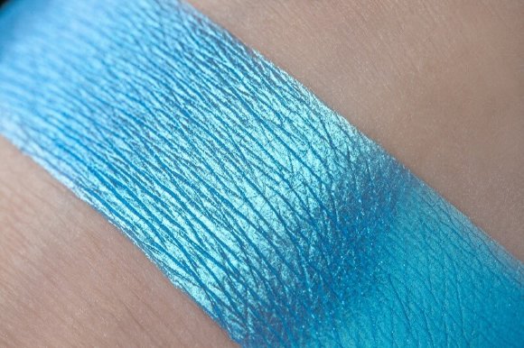 Тени для век Tammy Tanuka "Младшая Сестренка" - локация Беспокойное Море, 1 мл