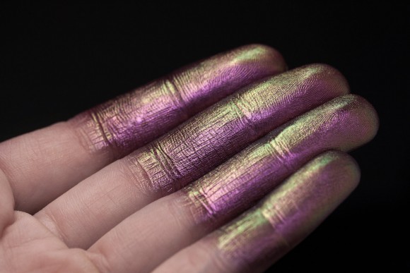 Тени для век Tammy Tanuka "Благодарная" - локация Чудолесье, 1 мл Тени для век Tammy Tanuka "Благодарная" - локация Чудолесье, 1 мл