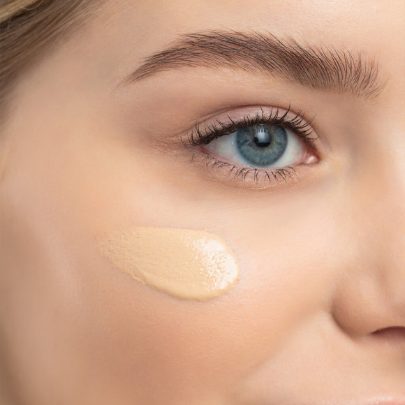 Тональное средство Shik - Perfect Liquid Foundation - 02 (20мл)