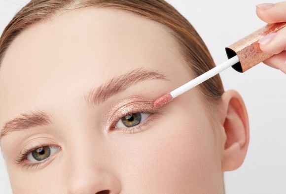 Жидкий глиттер для макияжа Lamel Professional - Liquid eyeshadow 03 Бронзовый