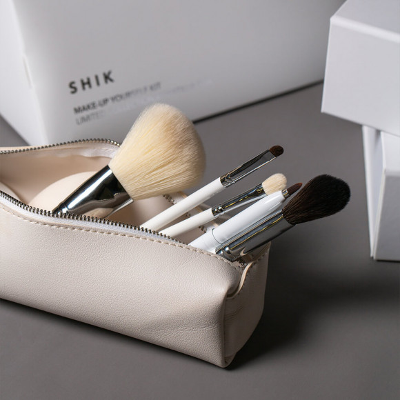 Набор для макияжа Shik - Сам себе визажист - Make-Up Yourself Kit Набор для макияжа Shik - Сам себе визажист - Make-Up Yourself Kit