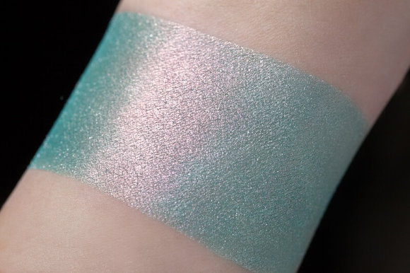 Тени для век Tammy Tanuka "Нимфа" - локация Беспокойное Море, 1 мл Тени для век Tammy Tanuka "Нимфа" - локация Беспокойное Море, 1 мл