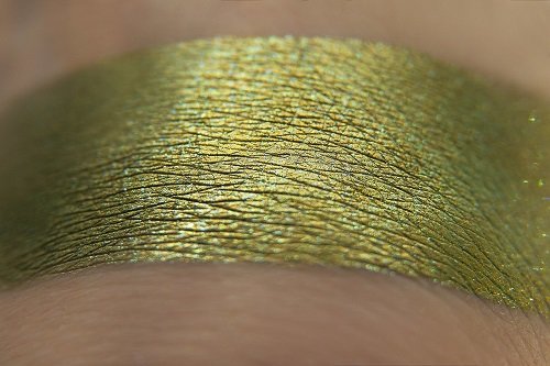 Тени для век Tammy Tanuka "Крадущаяся за Болотными Огнями" - коллекция Укротители гор, 1 мл