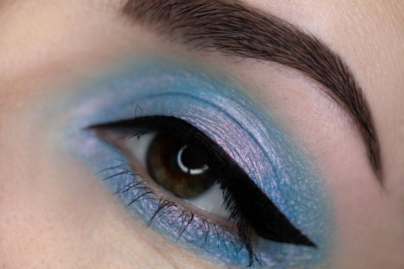 Тени для век Tammy Tanuka "Вставшая на Сторону Света" - локация Лунное Плато, 1 мл