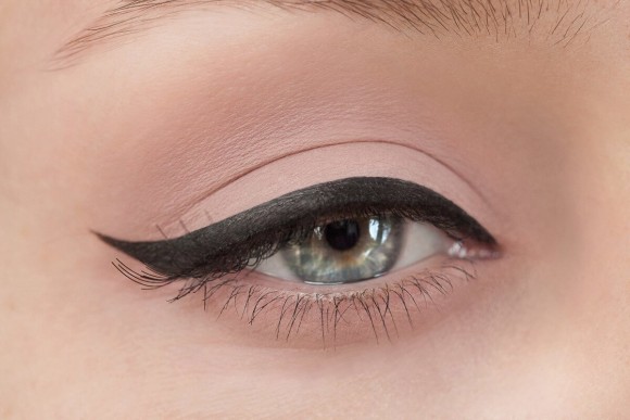 Тени для век Tammy Tanuka "Лапочка" - локация Светлый Замок, 1 мл Тени для век Tammy Tanuka "Лапочка" - локация Светлый Замок, 1 мл